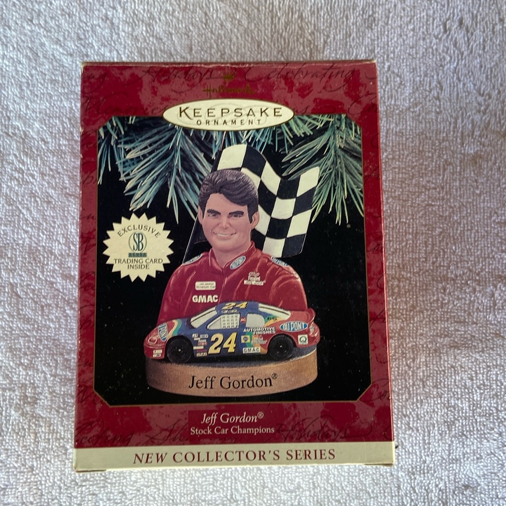 Hallmark Keepsake ornament- 1997 Jeff Gordon #24